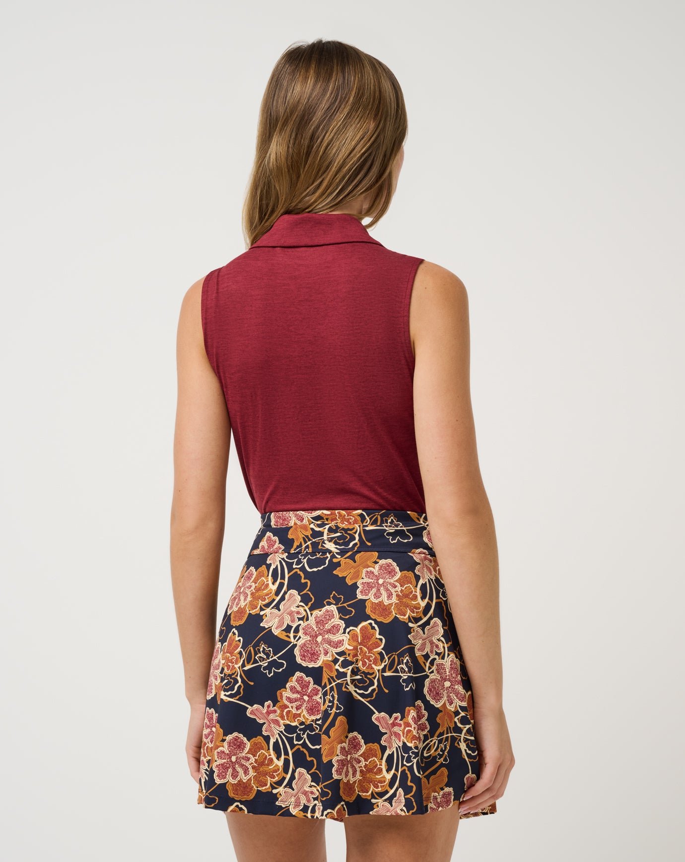 Skyloft Light Sleeveless Polo 2.0 image 53