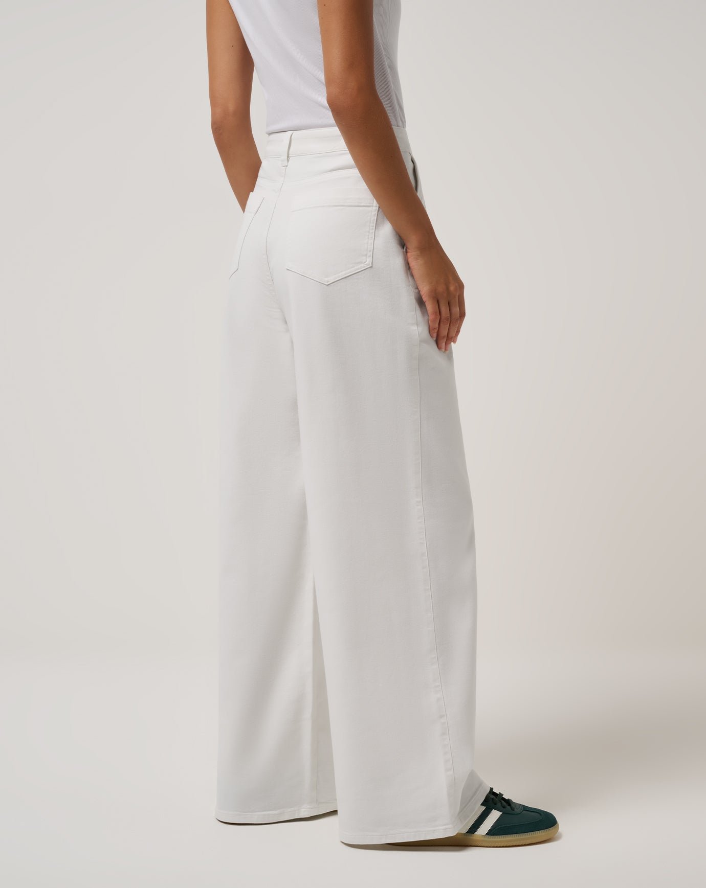 Everyday Wide Leg Pant image 2