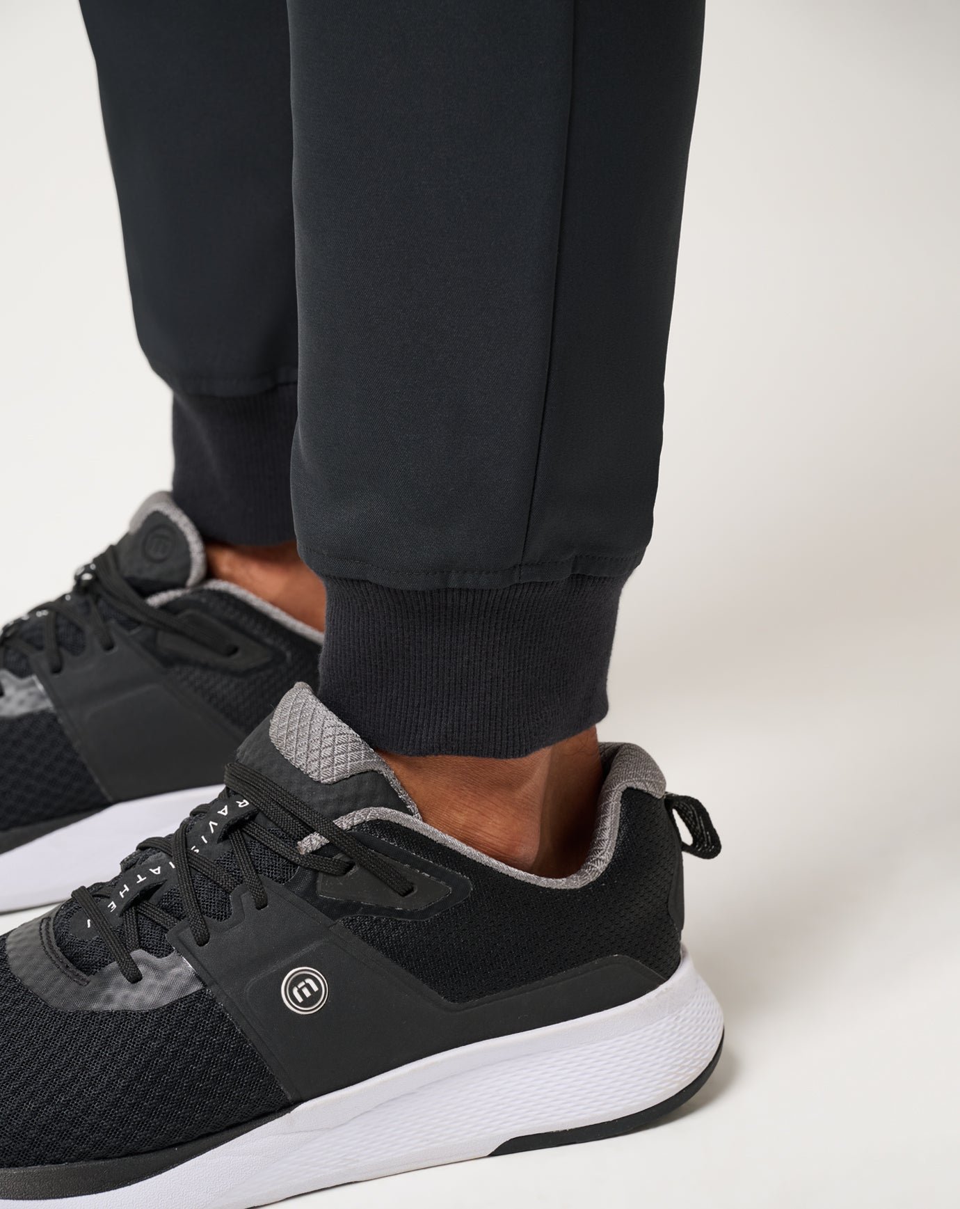 Open To Close 2.0 Jogger image 6