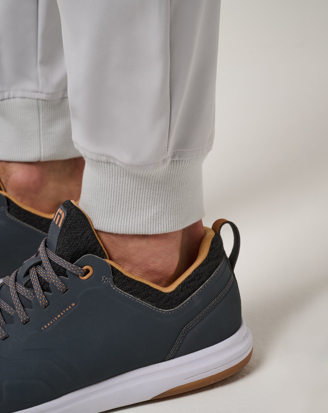 Open To Close 2.0 Jogger image 15