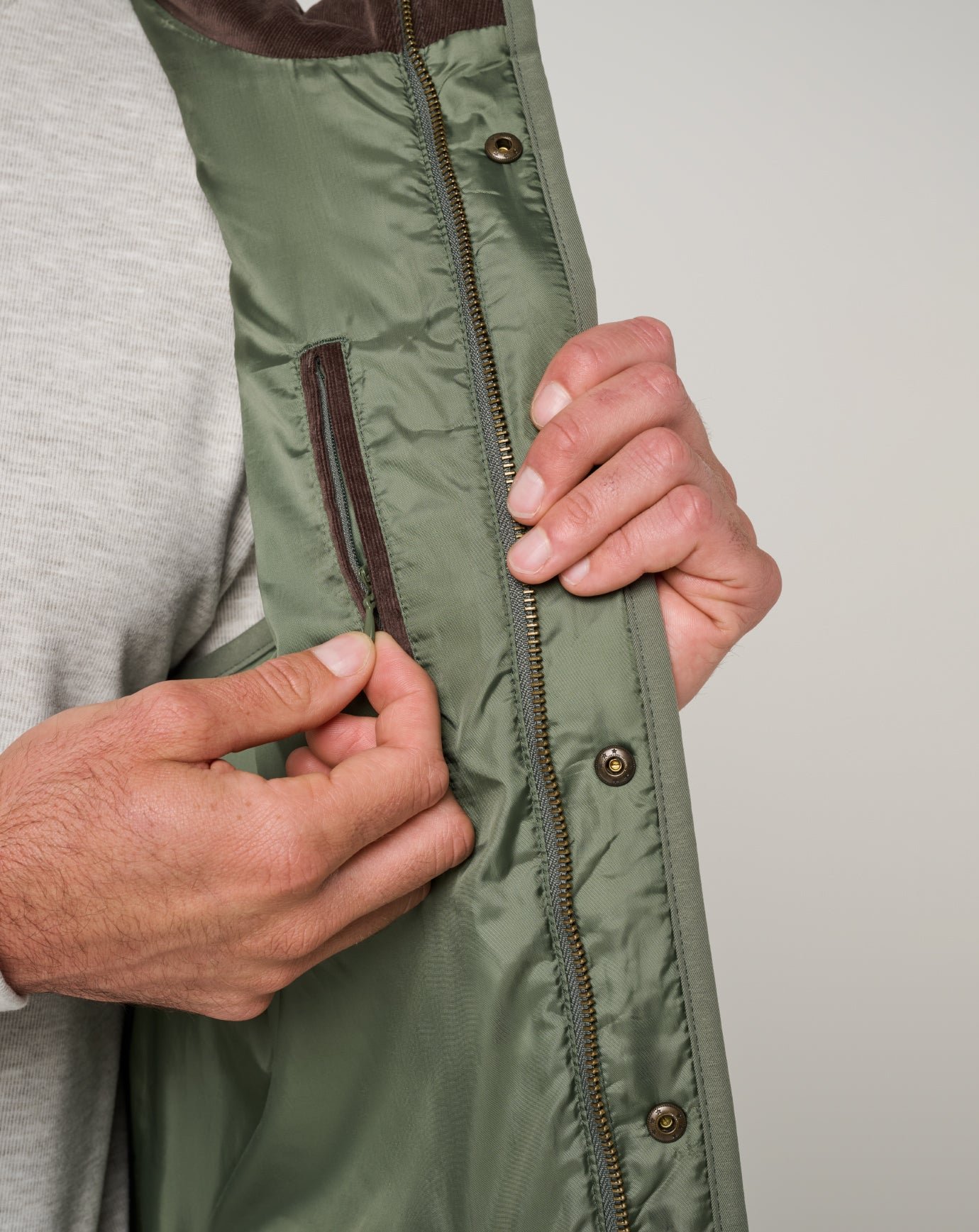 Highlander Vest image 22